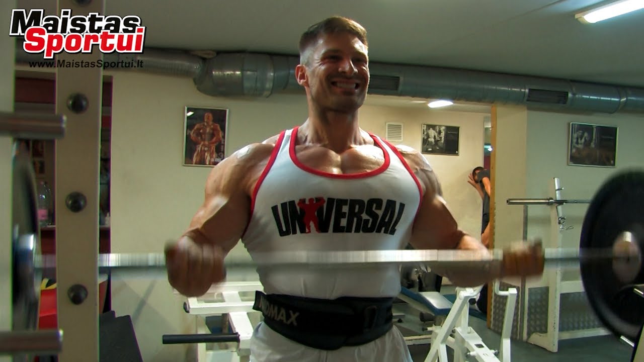 Paulius pumpuoja rankas.💪 Rankų Treniruotė 🏆 Kaip Čempionai Augina Tricepso Ir Bicepso Raumenis.