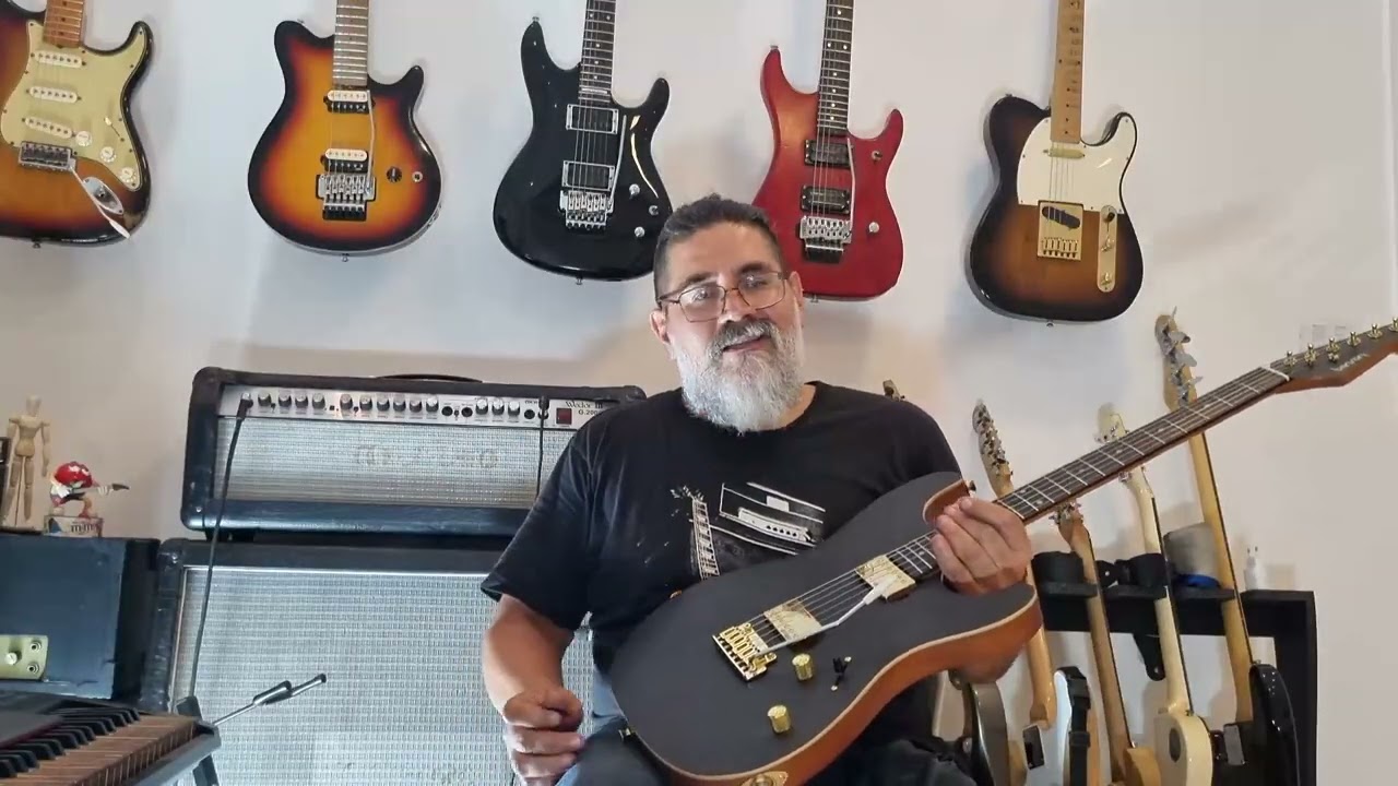 Review e Demo Guitarra Benson Hardy Satin Black