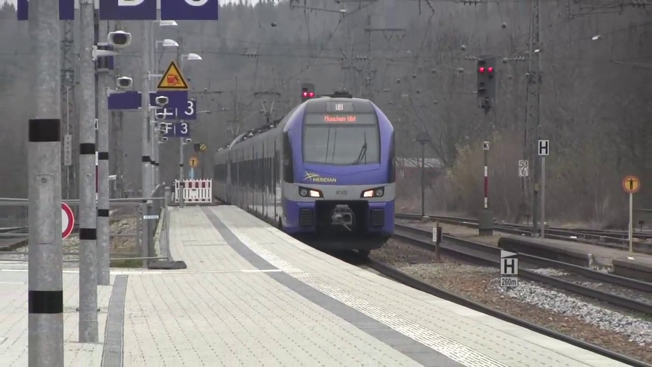 Traunstein Bahnhof 15.03.2014 u.a. mit Auto-Zug und Meridian-Zügen