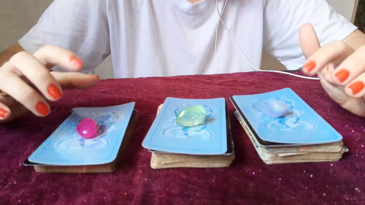 Como está a vida da pessoa sem mim? Tá feliz? O tarot responde - Superchat 10,00