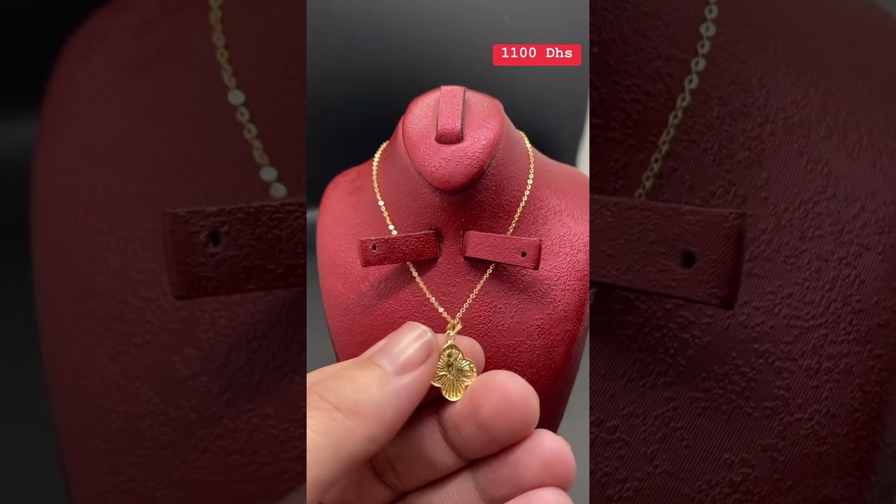 Cha&iuml;ne  pendentif van cleef en Or 18k