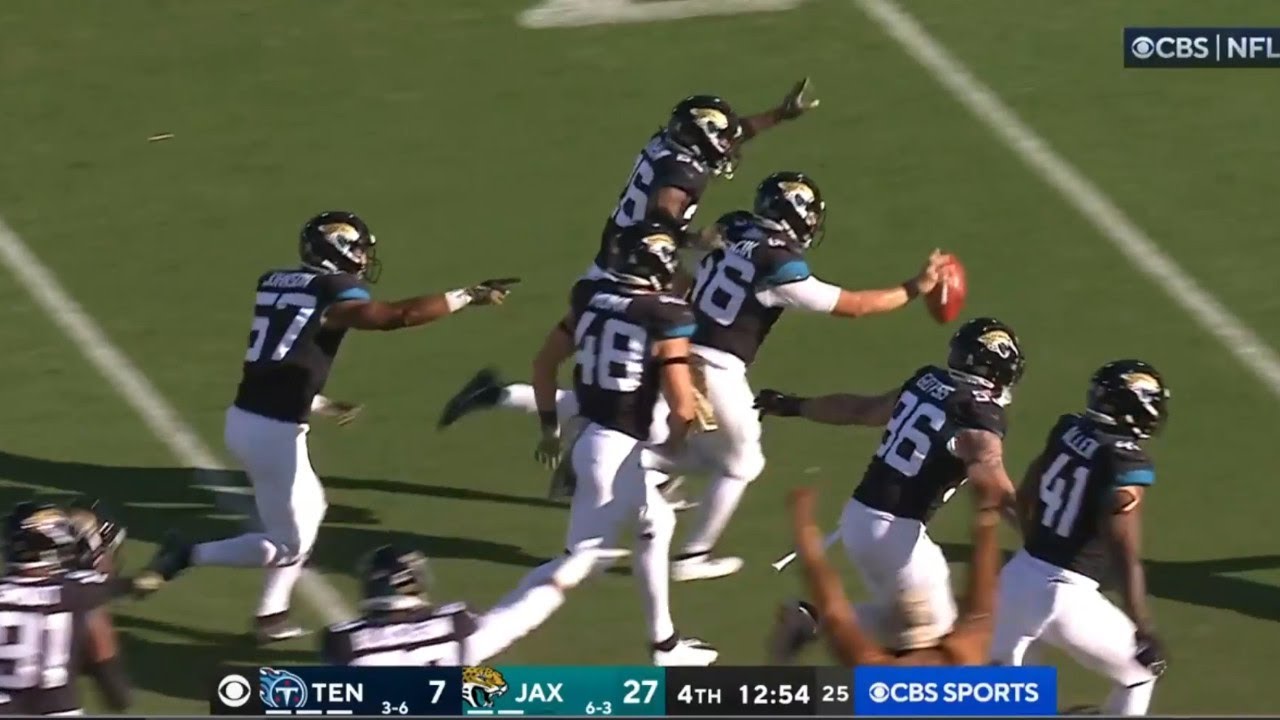 The Undisputed Greatest Long Snapper Play in History