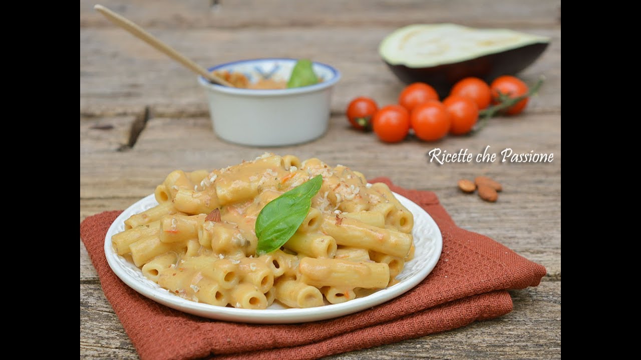 Pasta al pesto di melanzane - Ricette che Passione