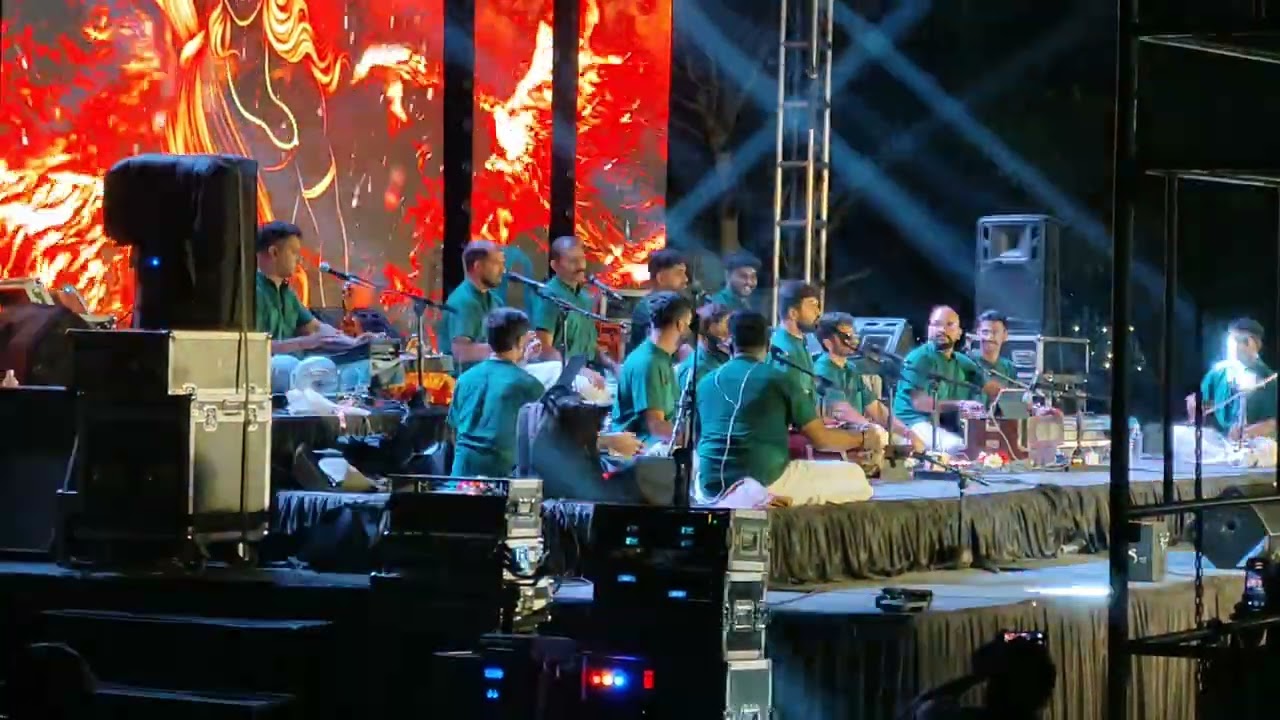 Nandagovindam Bhajans