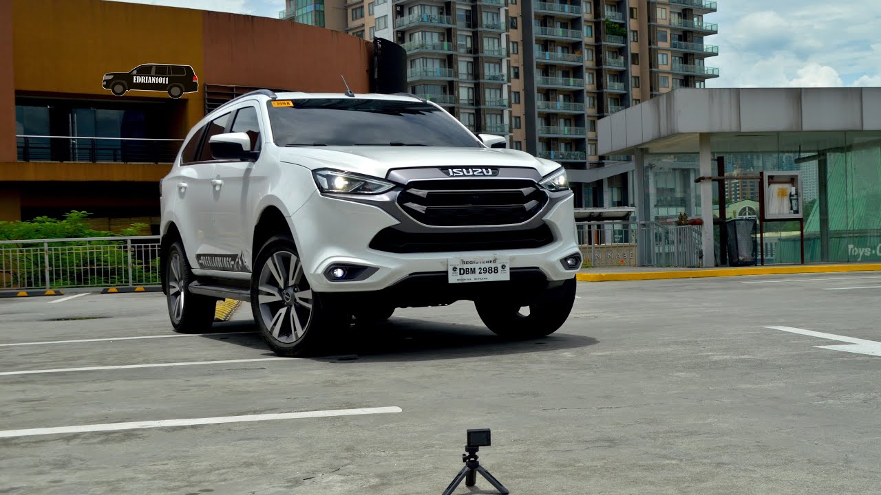 Isuzu MU-X LS-E 4X2 (RJ) - POV City Drive