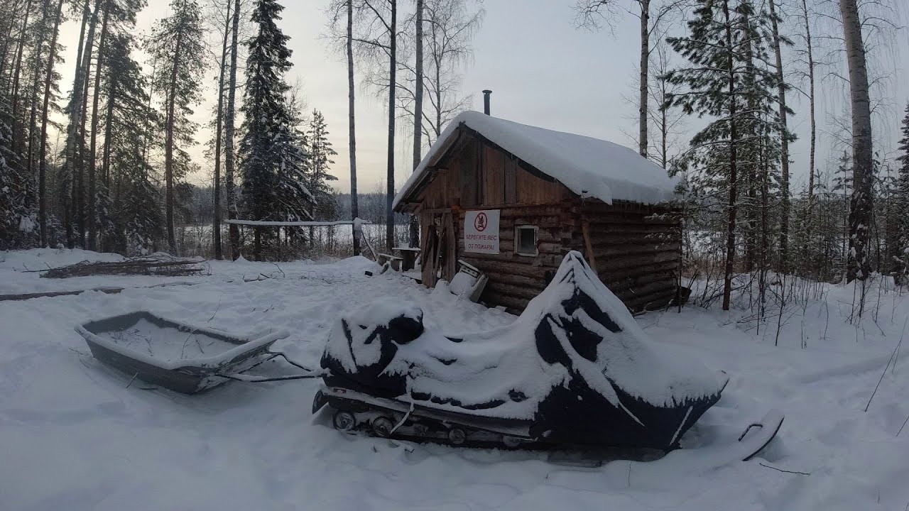 ПОХОД в ТАЙГУ на ТРИ ДНЯ. ЛЕСНАЯ ИЗБА. ПЕРВЫЙ лёд на ТАЁЖНОМ ОЗЕРЕ. Часть вторая.