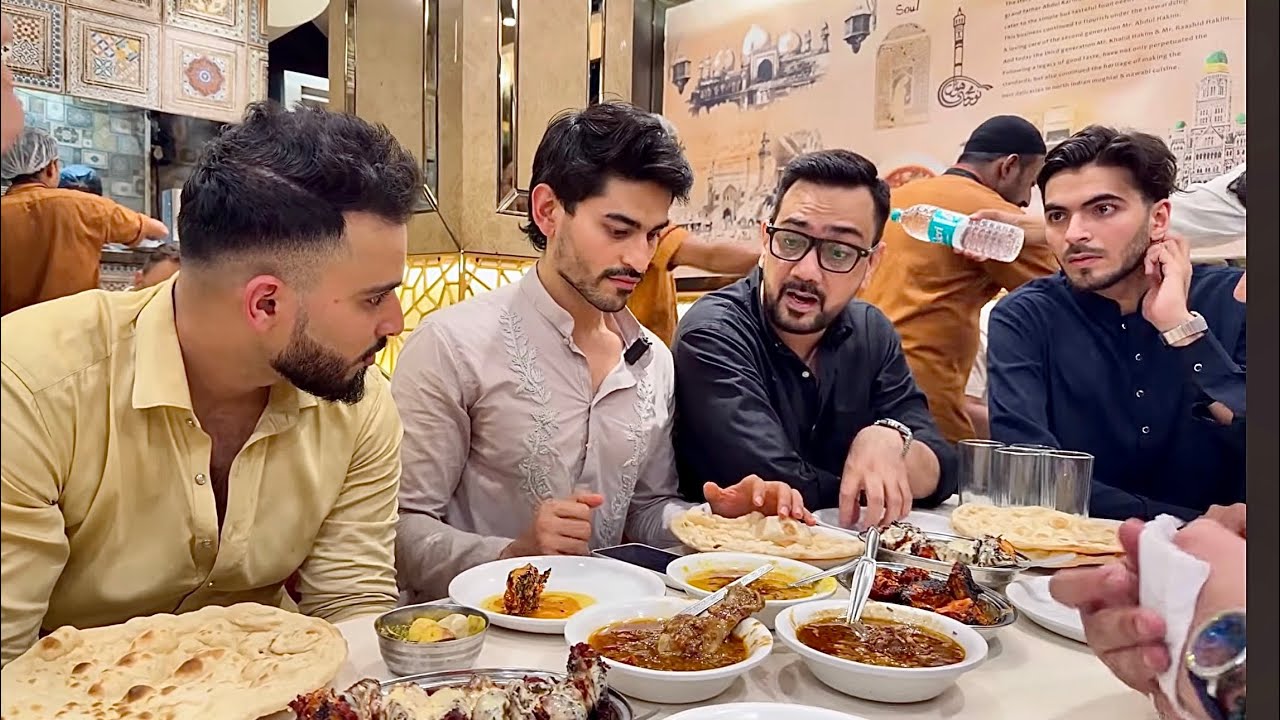 IRL From Mohammed Ali Road | FOOD & SHOPPING.
