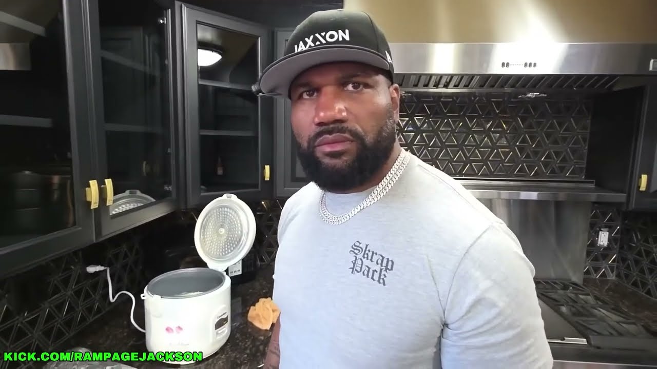 9 Minutes of Rampage Jackson's Funniest Stream Moments