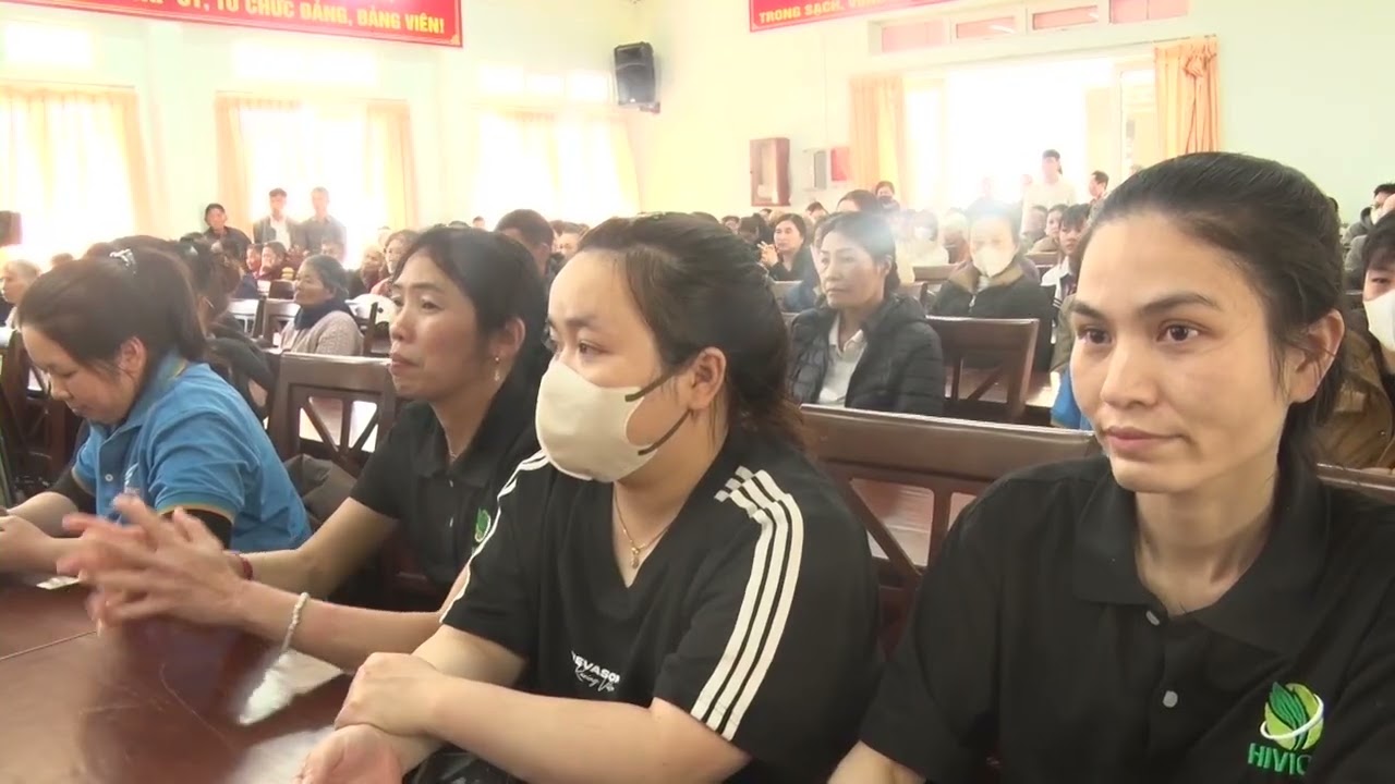 CHANH AN TOA TOI CAO TANG QUA TET TAI XUAN TRUONG