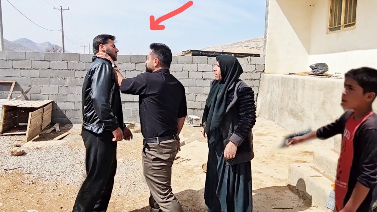 The Troubles of Love:Hojat's Eforts to Get Nasib to Atend the Proposal Ceremony for a Divorced Woman