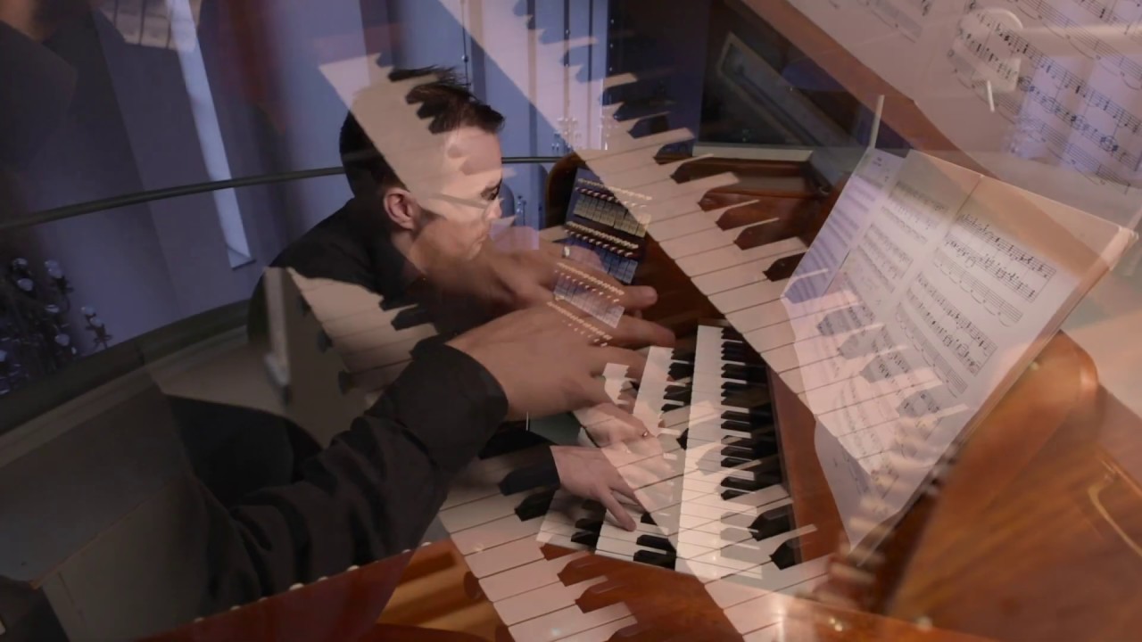 Tomi Satomaa plays Arvo Pärt (1935-) Trivium