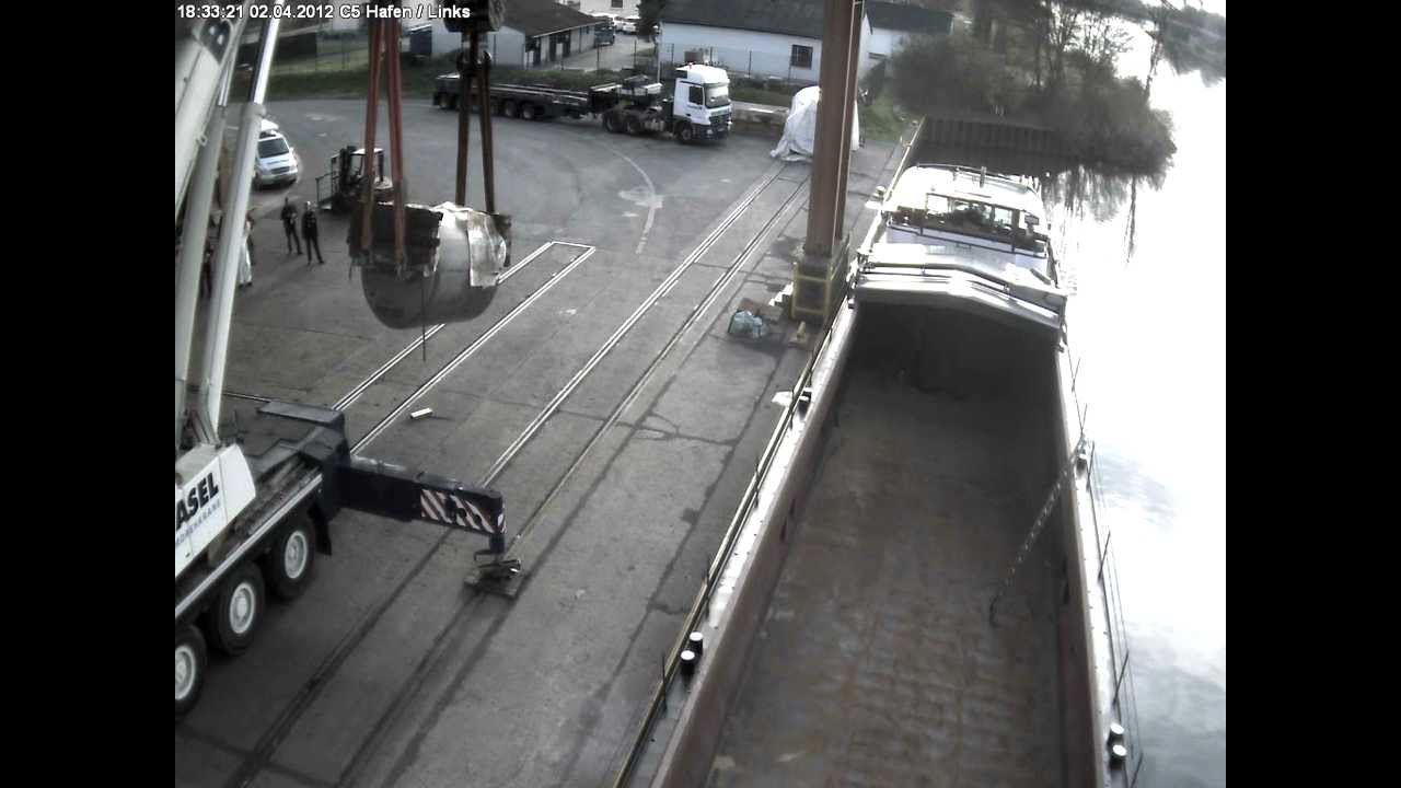 WDK Hafen und Lager GmbH - Drehen eines 96 t Schmiedekolbens