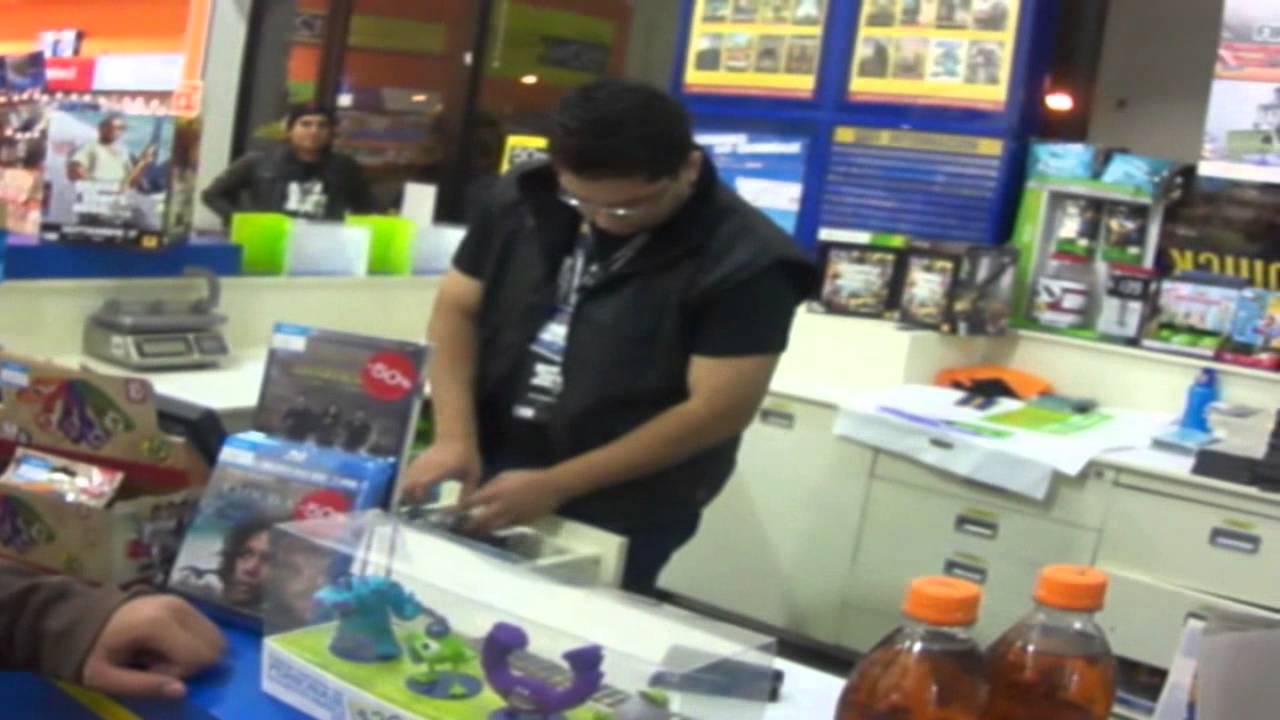 Venta nocturna de Grand Theft Auto V - Zamora, Michoacan
