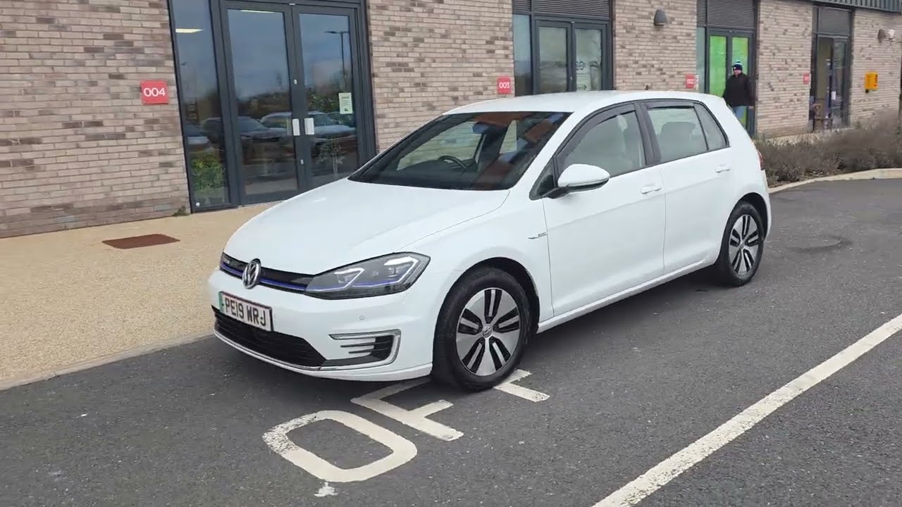 Volkswagen e-Golf low miles very well looked after.