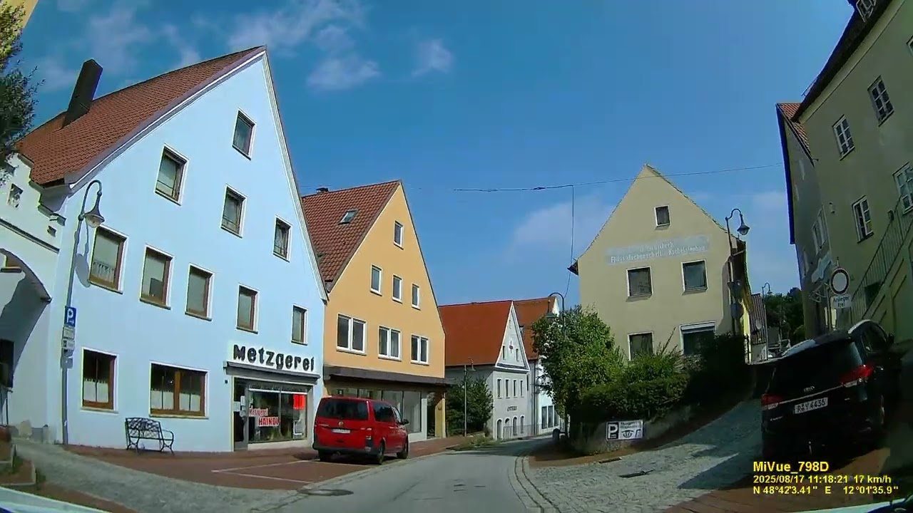 D: Stadt Rottenburg a.d.Laaber. Landkreis Landshut. Rundfahrt durch die Stadtmitte. August 2025
