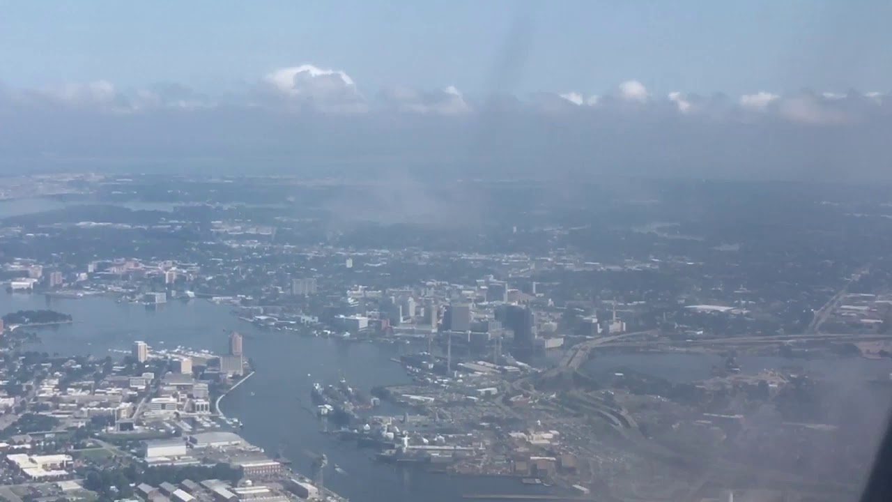 Plane Approaching Norfolk,  Virginia (ORF) From New York JFK Airport