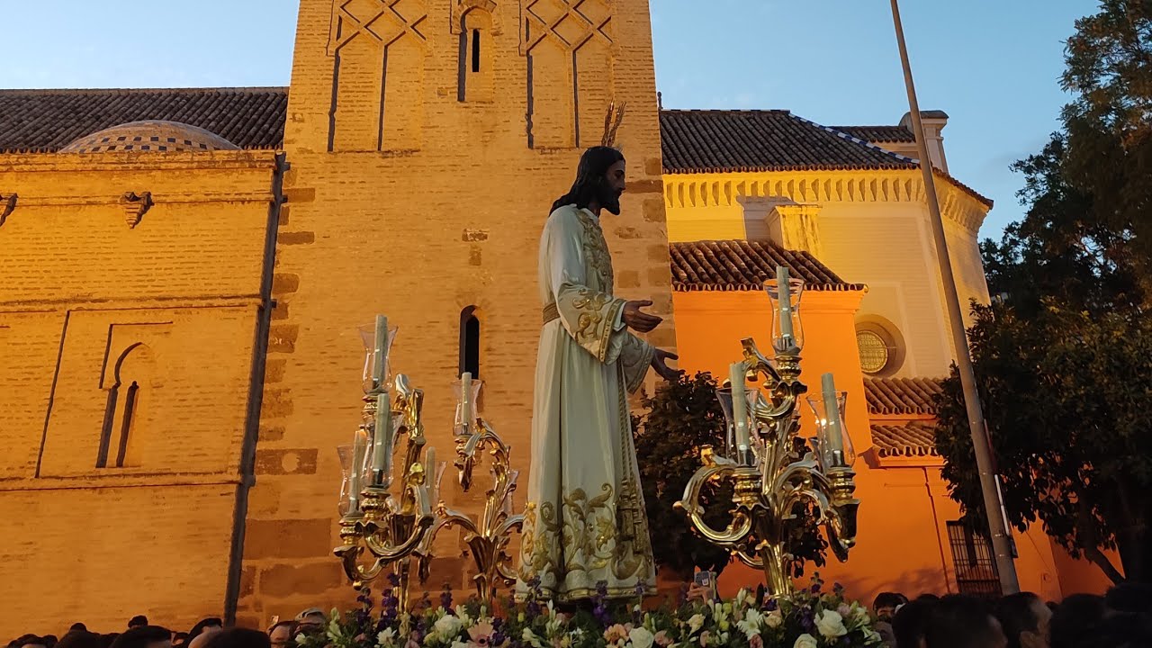 Traslado de la Hermandad de La Redención a la Iglesia de Santiago | BM Cruz Roja
