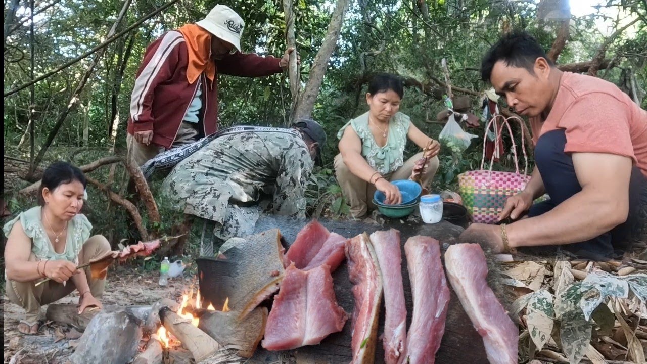 ลาบหมูป่า