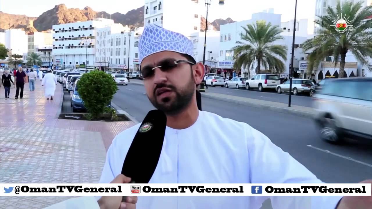 معاناة ولاية مطرح في نقص مواقف المركبات والاختناق المروري على الطريق البحري