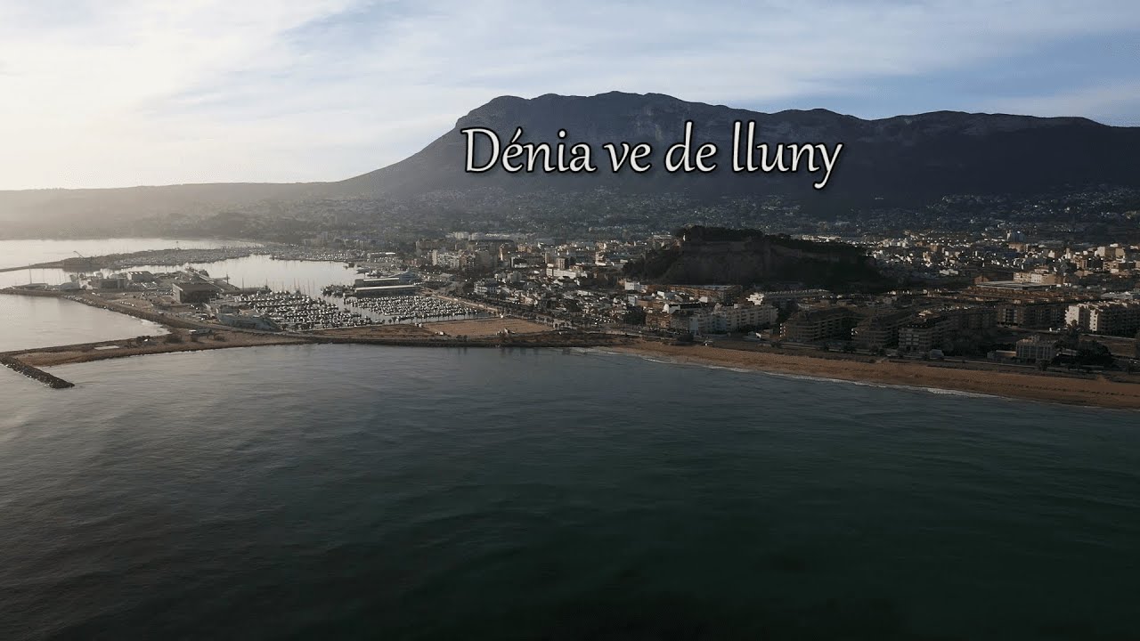 DÉNIA VE DE LLUNY