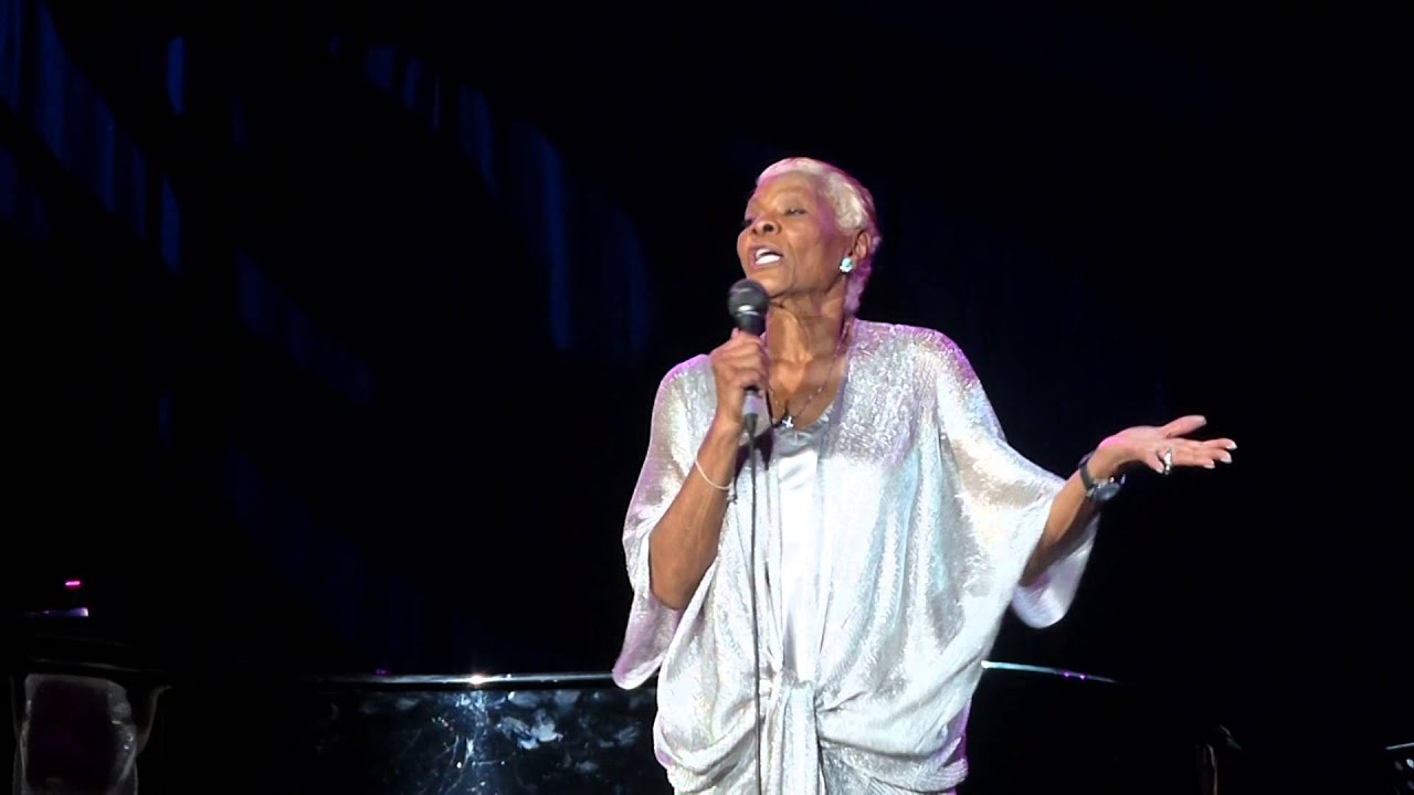Dionne Warwick in Manchester 6th Oct '15 - 'That's What Friends Are For'