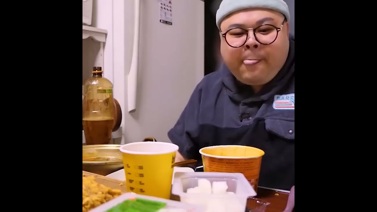 Love life 💕 life 💟 chicken 🍗🍗🐔 food 😋#food #foodsharing #mukbang #fypyoutube #fypシ #koreanfood 