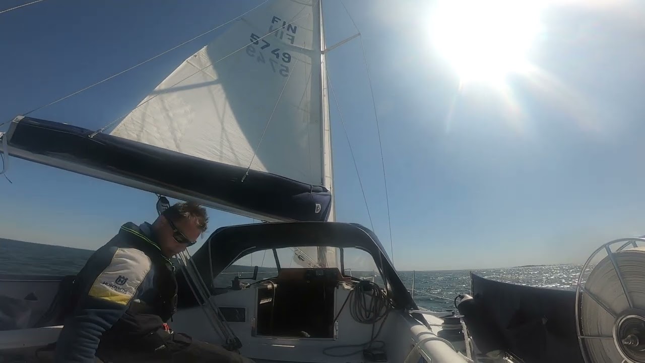 Heavy weather sailing