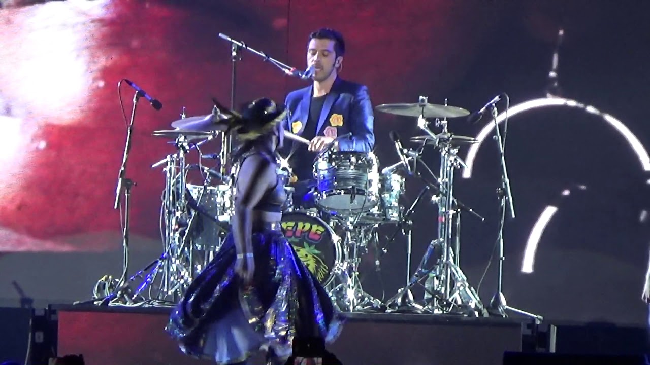 Gepe - Flor del Canelo (Movistar Arena - 08.04.2018)
