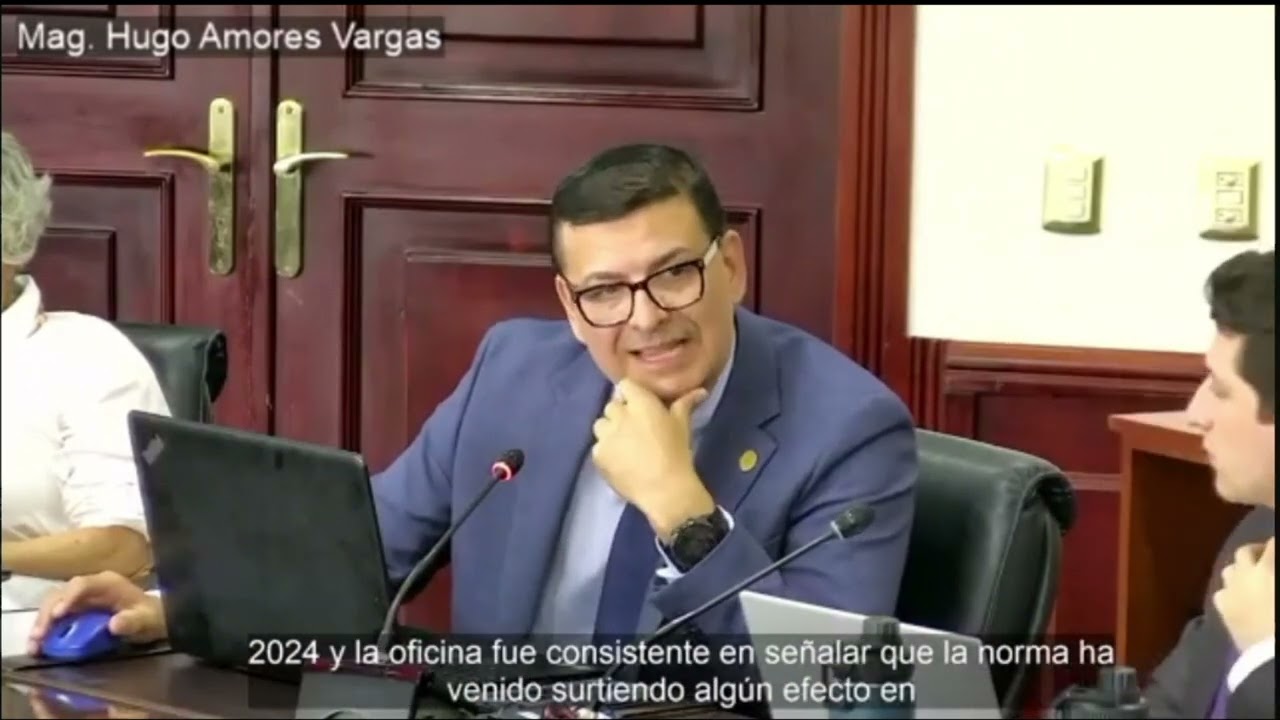 Acuerdo en firme modificación al artículo 12 del Reglamento Interno de Trabajo de la UCR.