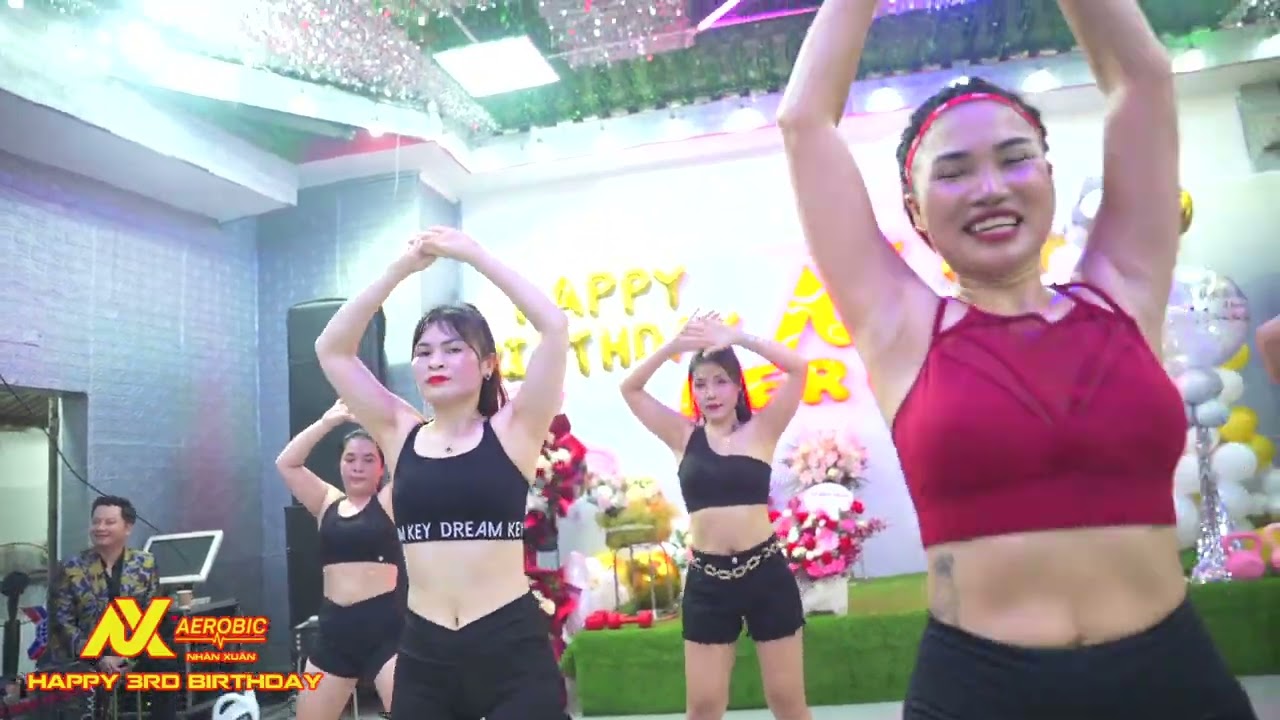 CLB NHÀN XUÂN AEROBIC SINH NHẬT 3 NĂM THÀNH LẬP 5