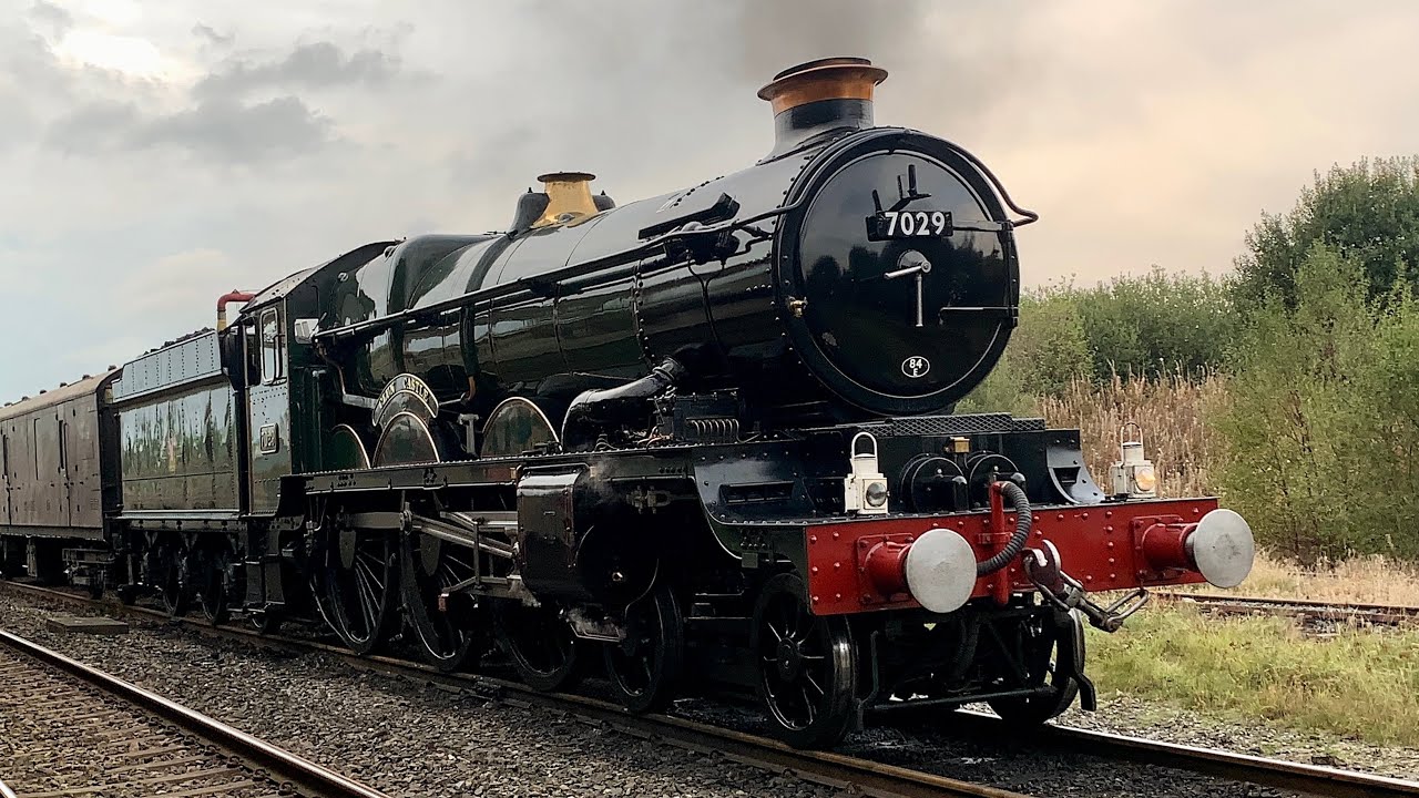 Double Steam At Hellifield - Tangmere and Clun Castle - 27/9/25