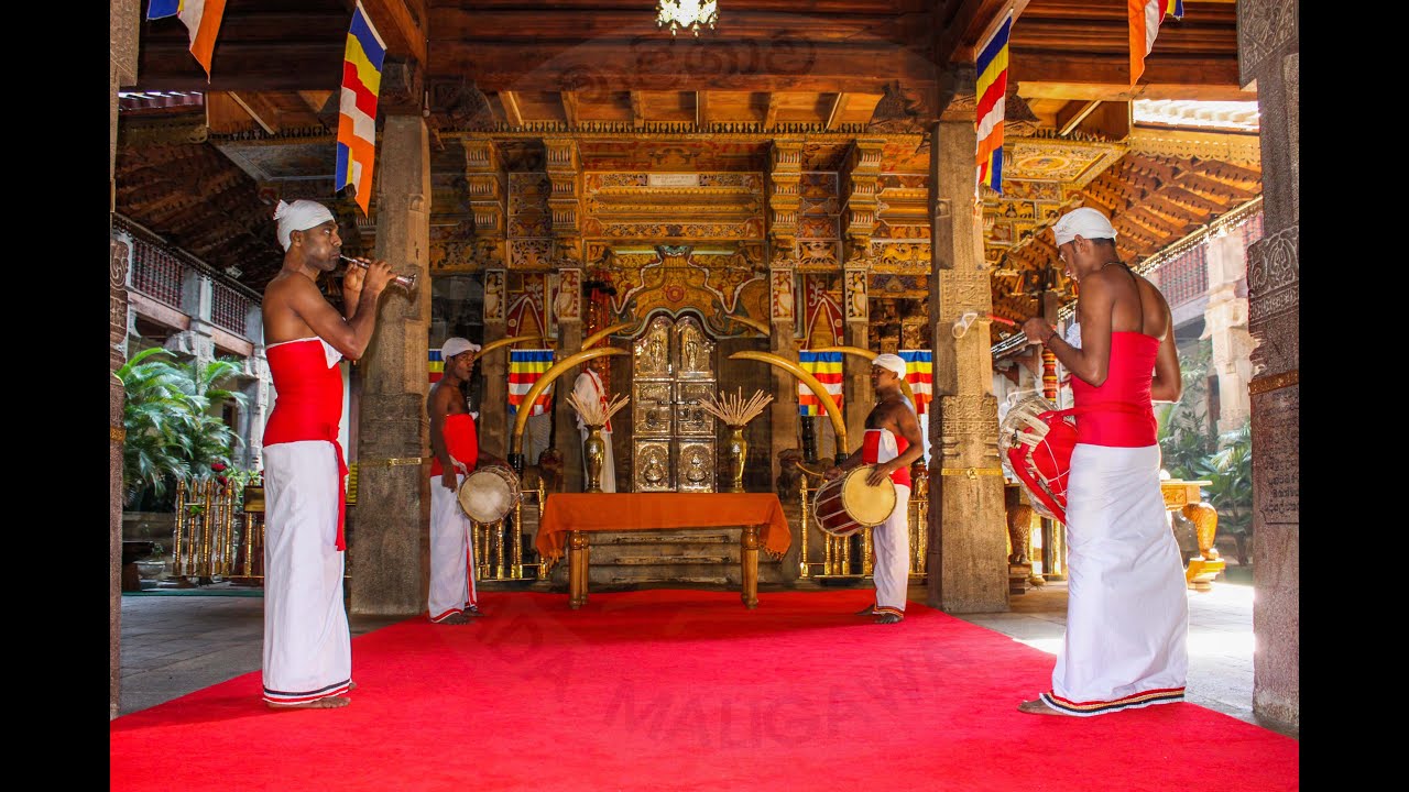 Sri Dalada Maligawa - Sri Lanka -  හේවිසි - hevisi ශබ්ද පූජා