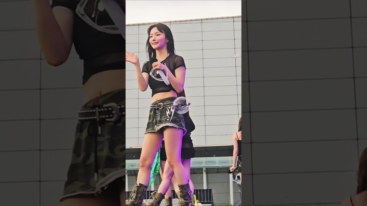 Kep1er Youngeun at waterbomb 2025 