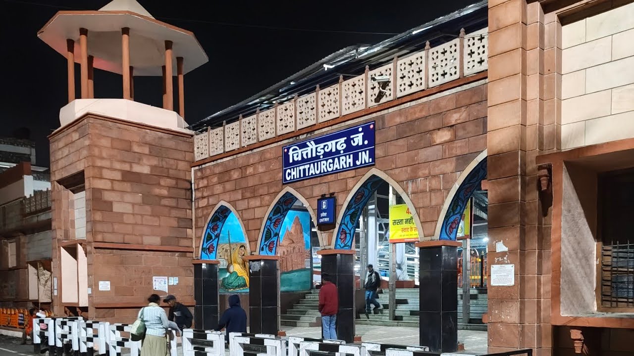Shree sarpanch chai wala gud wali chai Chittorgarh railway station 