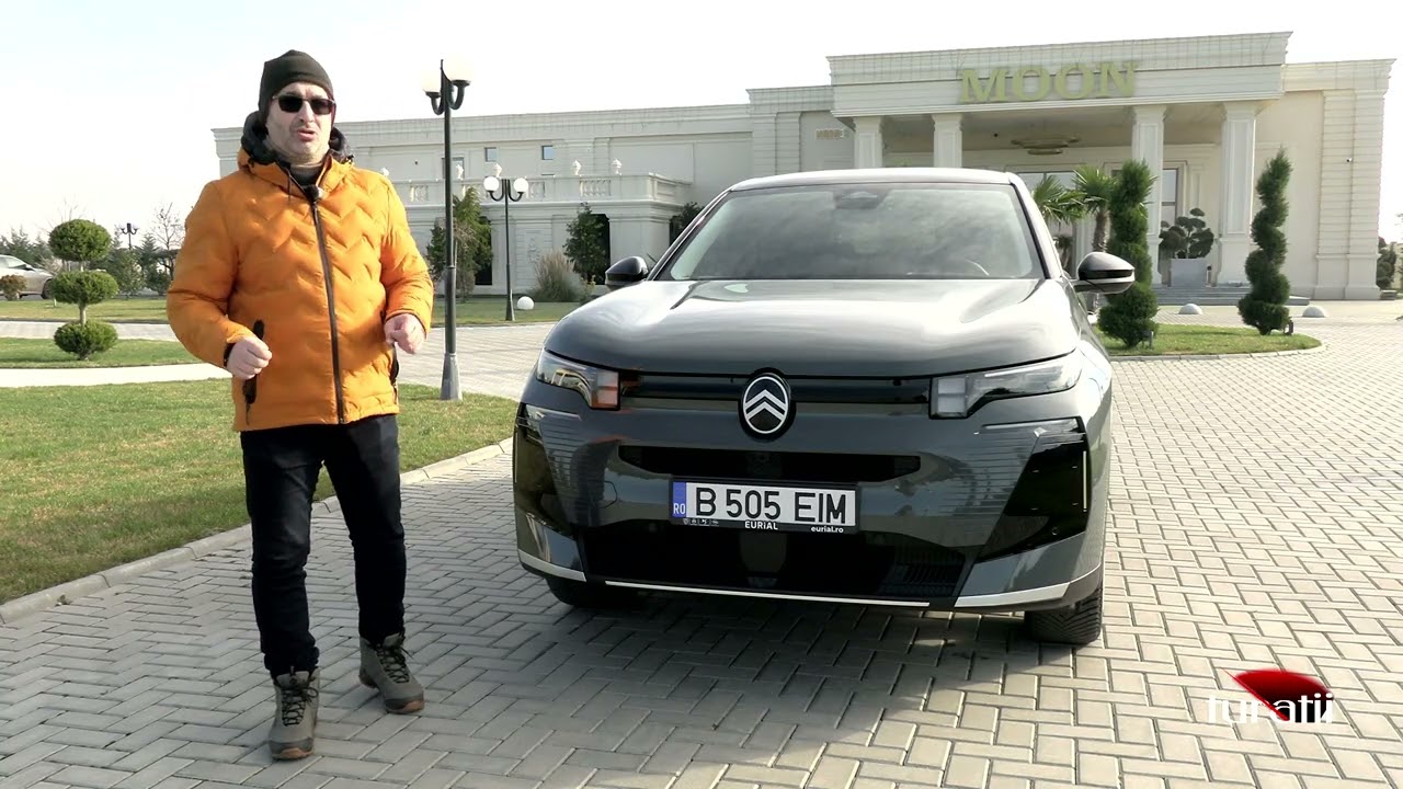 Citroën C5 Aircross SUV Hybrid 145 video 1 of 5