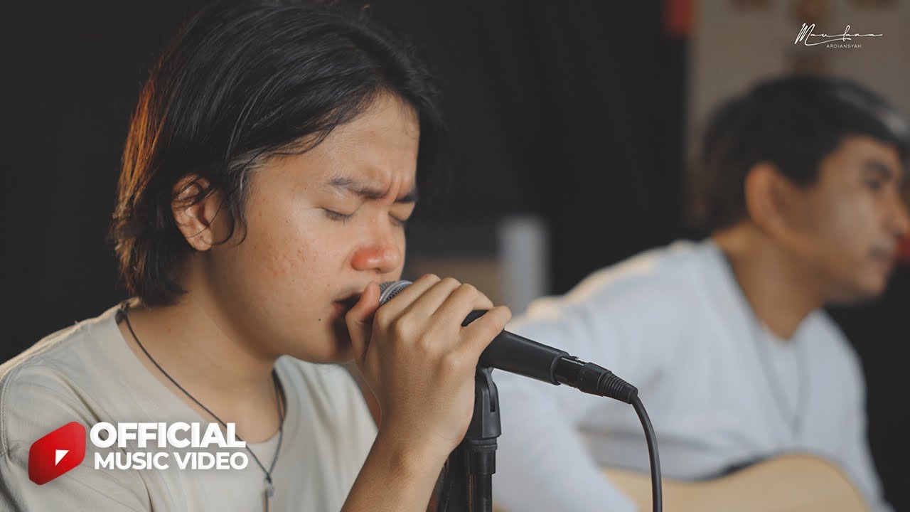 Maulana Ardiansyah - Air Mataku (Official Acoustic Version)