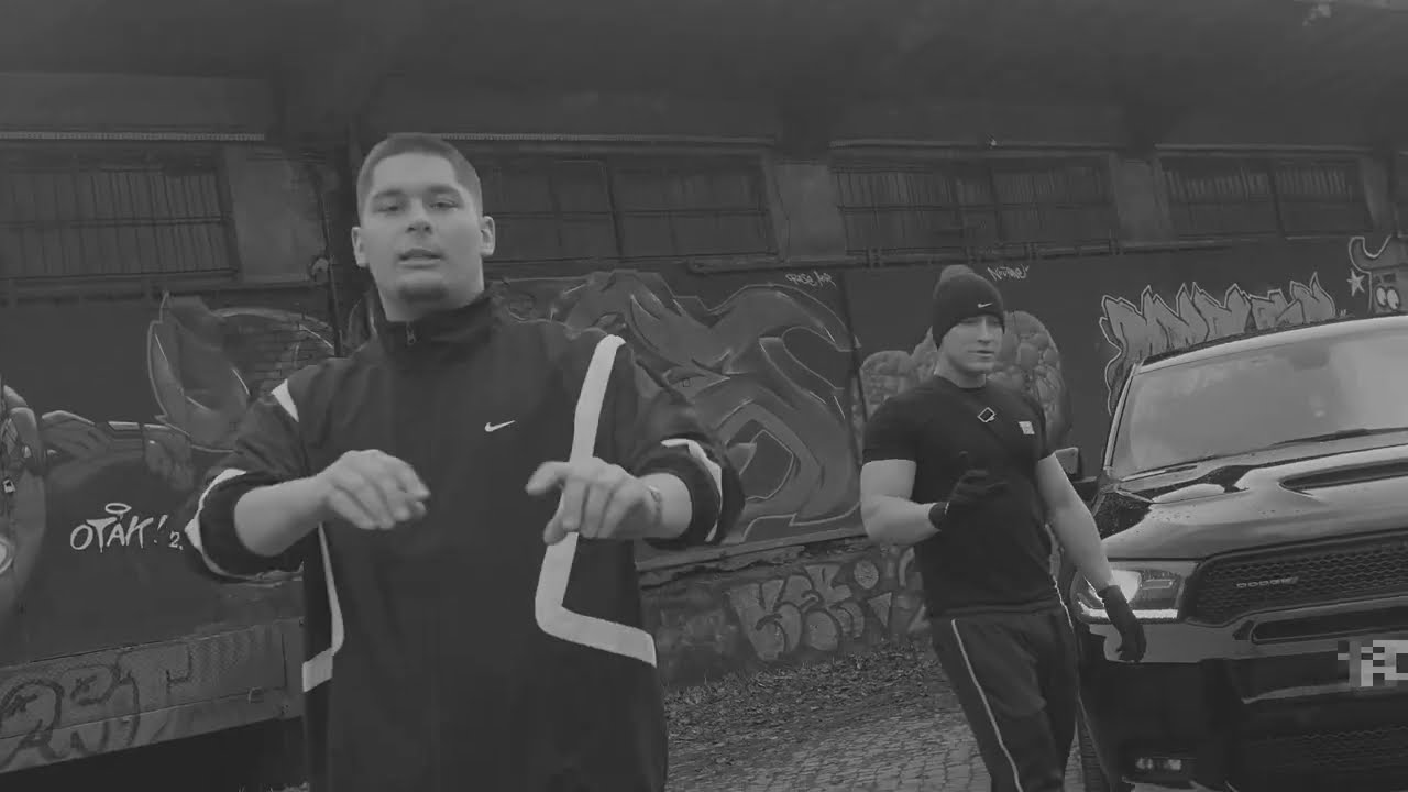 Dżunior - JUDASZ feat. LARRY GOMEZ  (🎥 @1000icej )