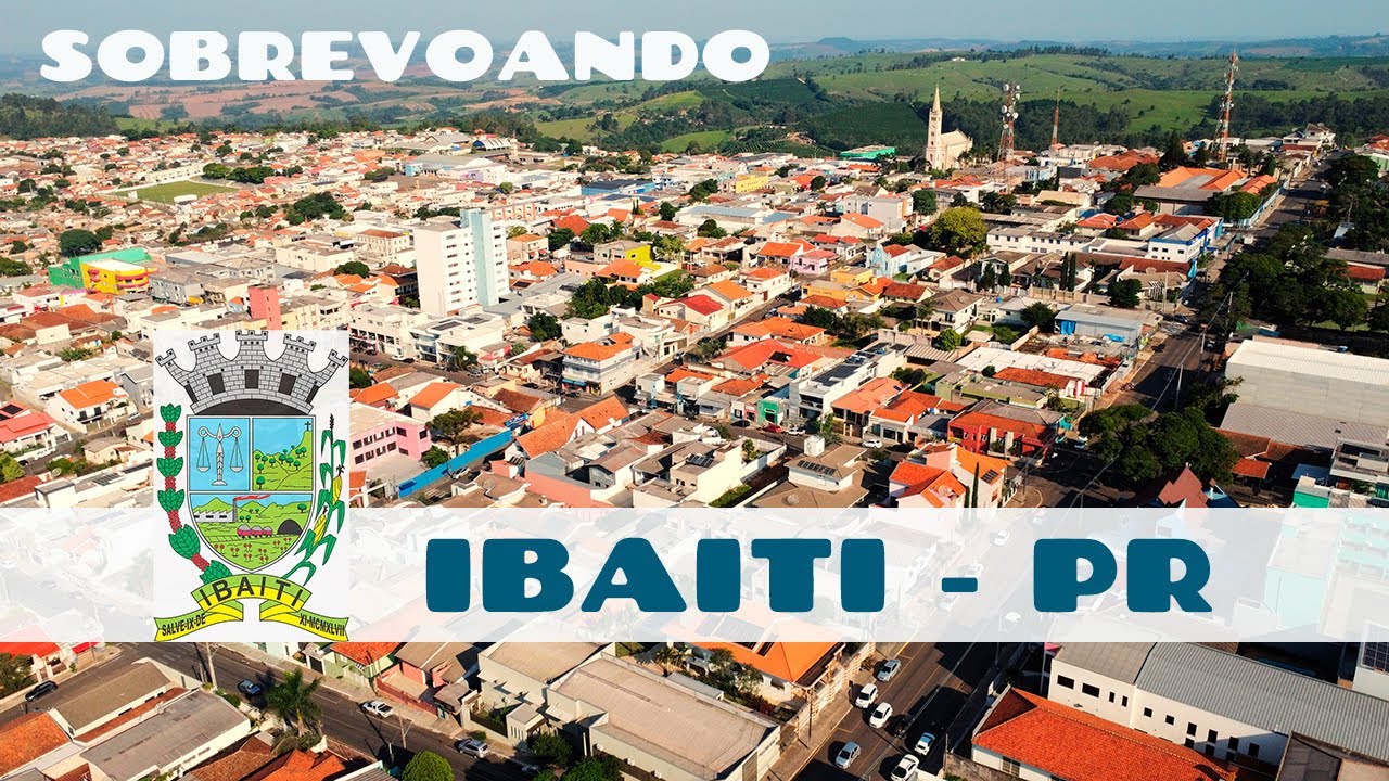 CIDADE DE IBAITI PR, SOBREVOANDO de drone no centro da cidade