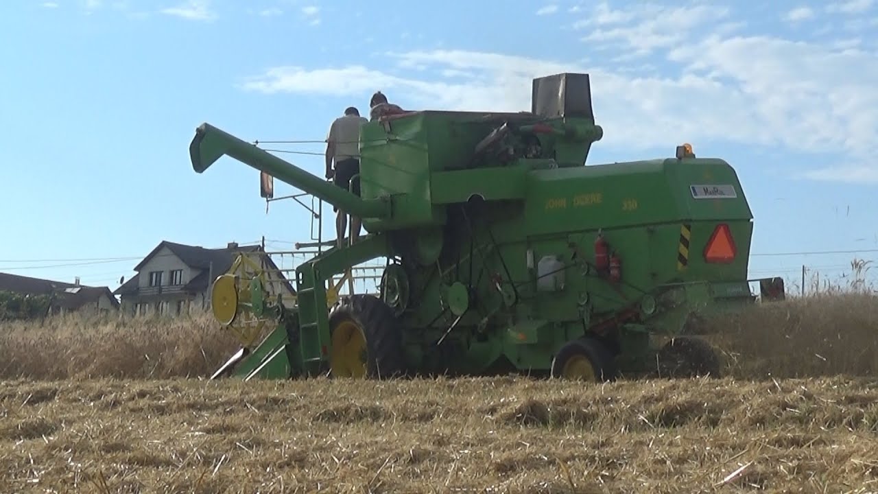 Żniwa 2021 ! Pszenżyto ㋡ Sypanie w locie ㋡ John Deere 330 & T25