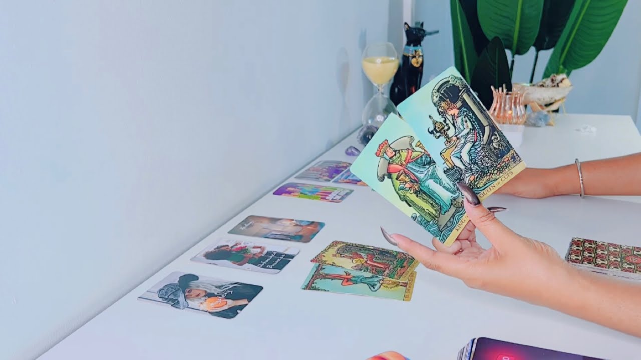 Leo | They're Watching ....But Waiting - Leo Tarot Reading