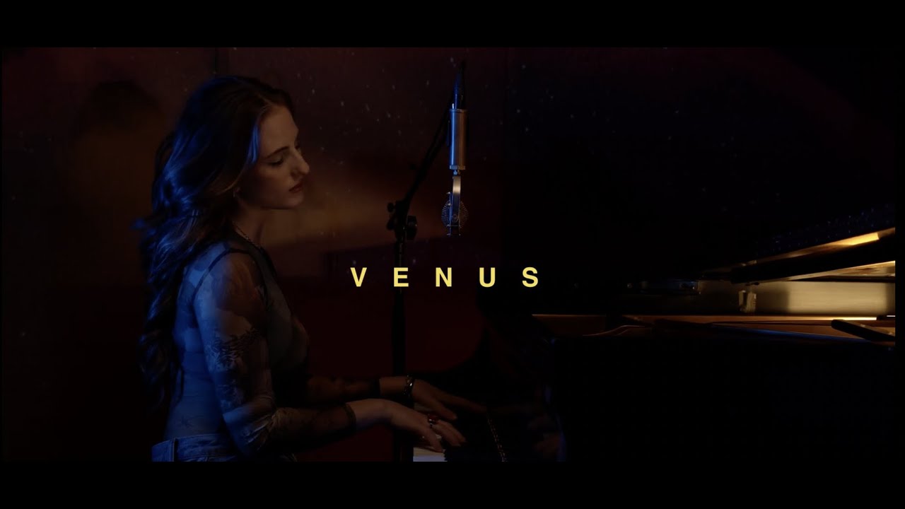 Nova Miller - venus (Live Acoustic Version)
