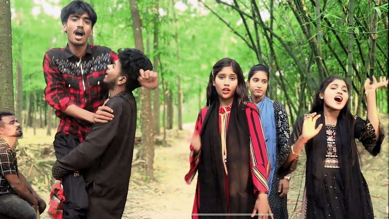 একের পর এক নেচে করে মাতালো। মনির,শোভা,রানি,বিপ্লব ও আতিয়া  গান ও নাচে  ভরপুর বিনোদন