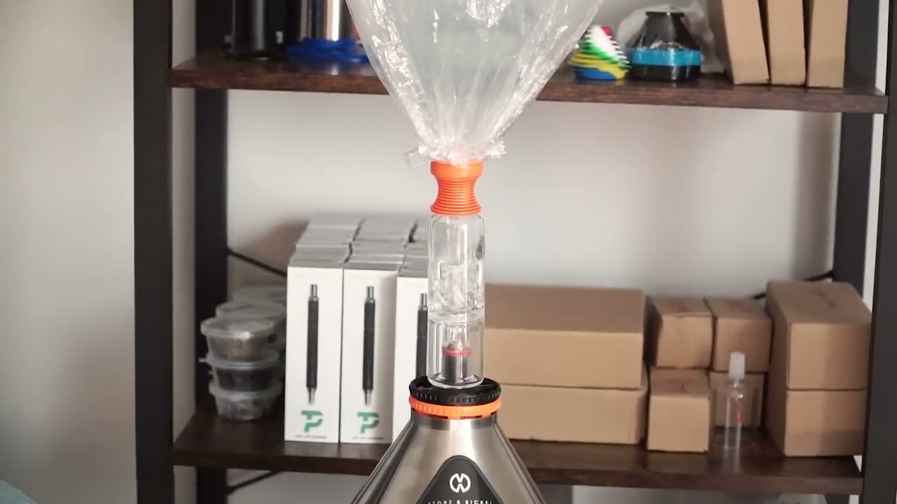 VapeWidgets Volcano Bubbler Attachment - In action