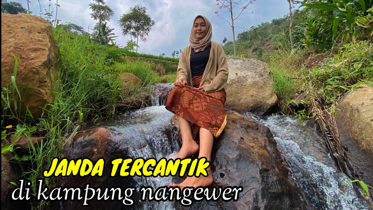 NENG INTAN JANDA DESA TERCANTIK DI KAMPUNG NYA