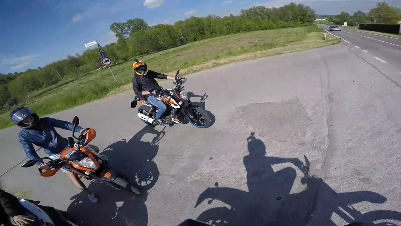 Ktm 125 EXC vs Duke 125