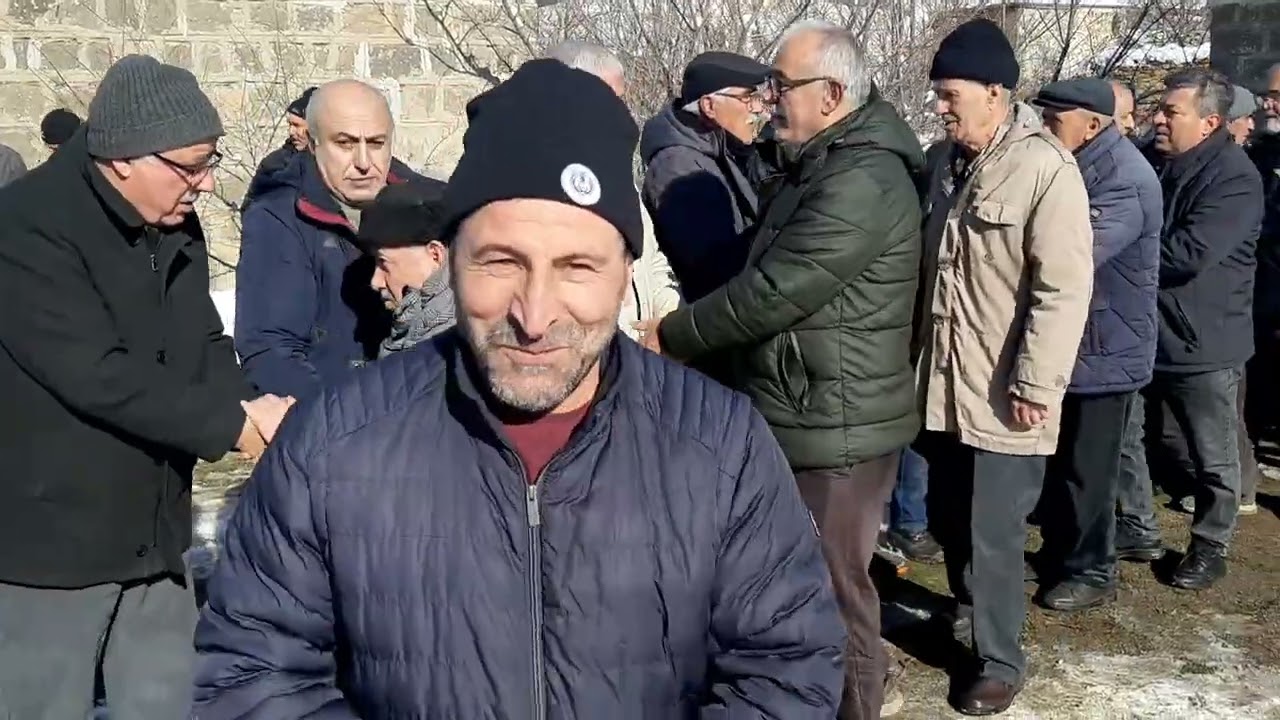 Kayseri  /  Tomarza  / KARAKİLİSE  / İCADİYE KÖYÜNDEN RABİA DUMAN ın cenaze görüntüleri  ‐ 8 ‐