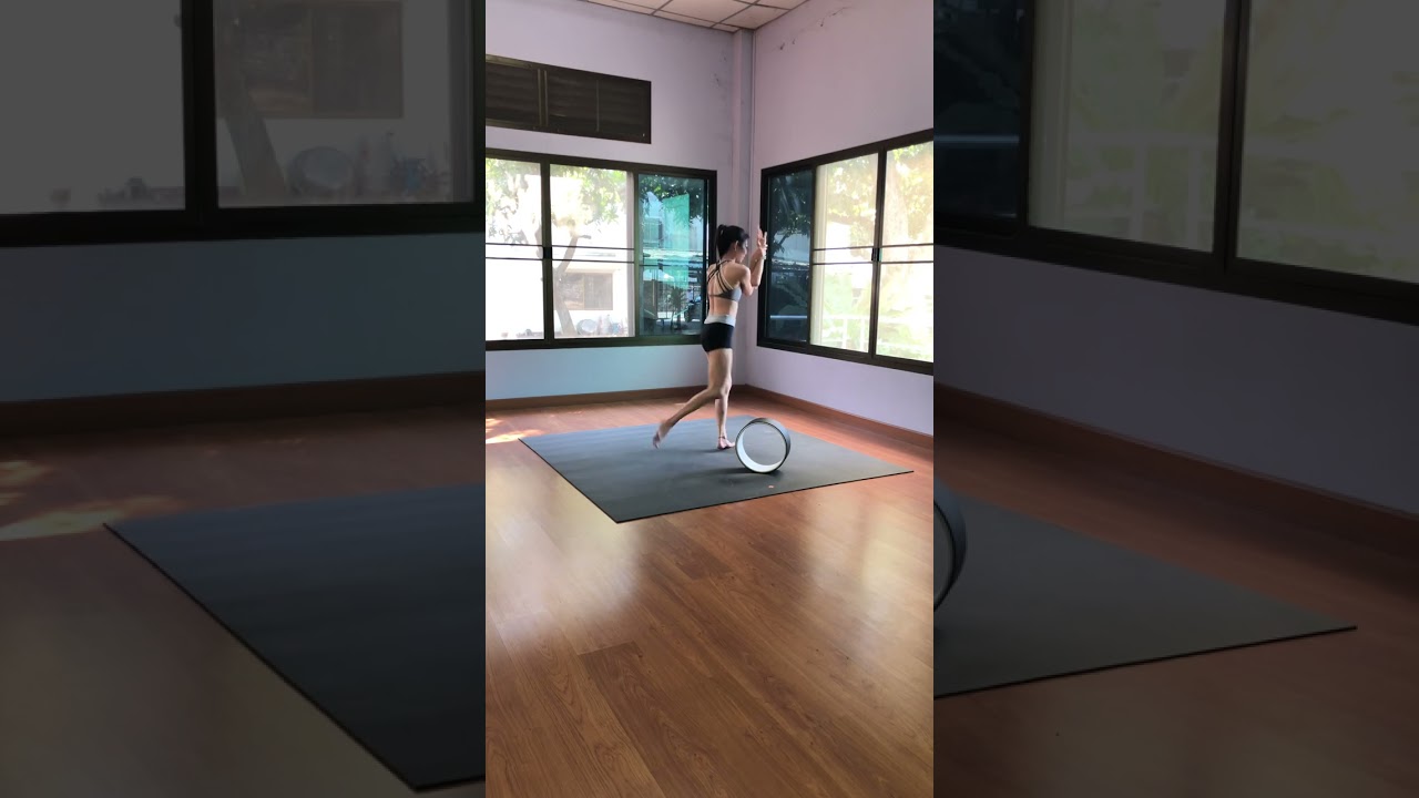 Day 5 of #AloPinchaLove2 is #LadyLegs/ #eaglelegs #pinchamayurasana #forearmbalance