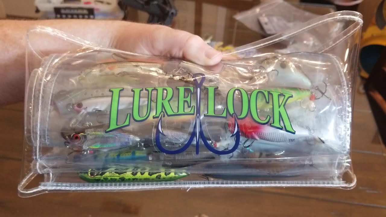 Lure Lock Roll-Up Fishing Lure Bag (HONEST REVIEW)