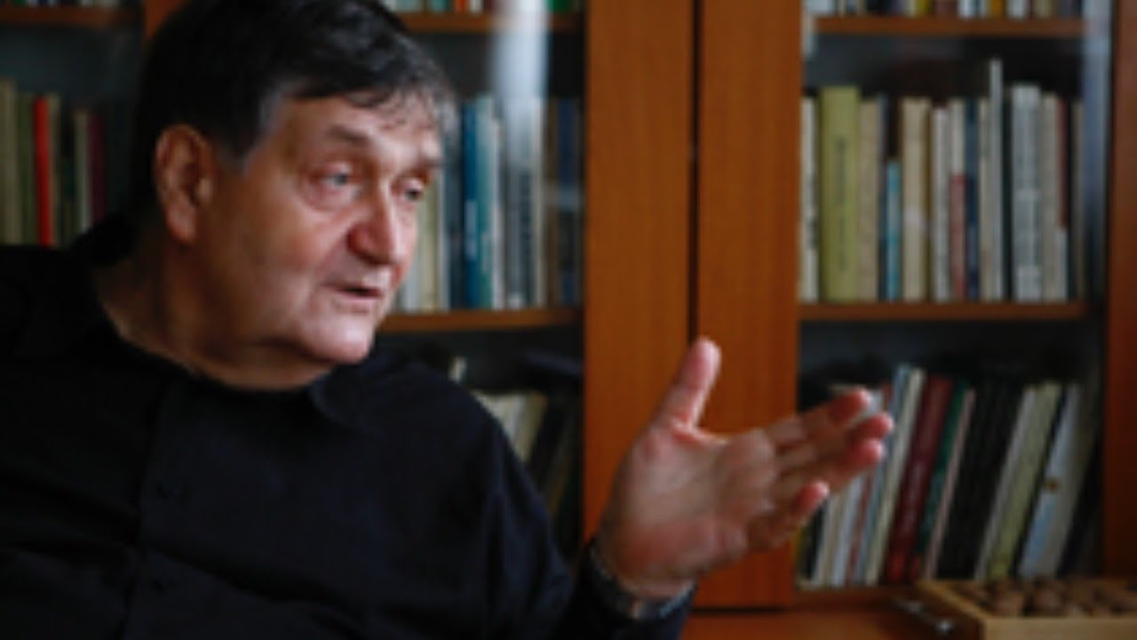 Alex Ștefănescu-Cine mai are nevoie azi de literatură?