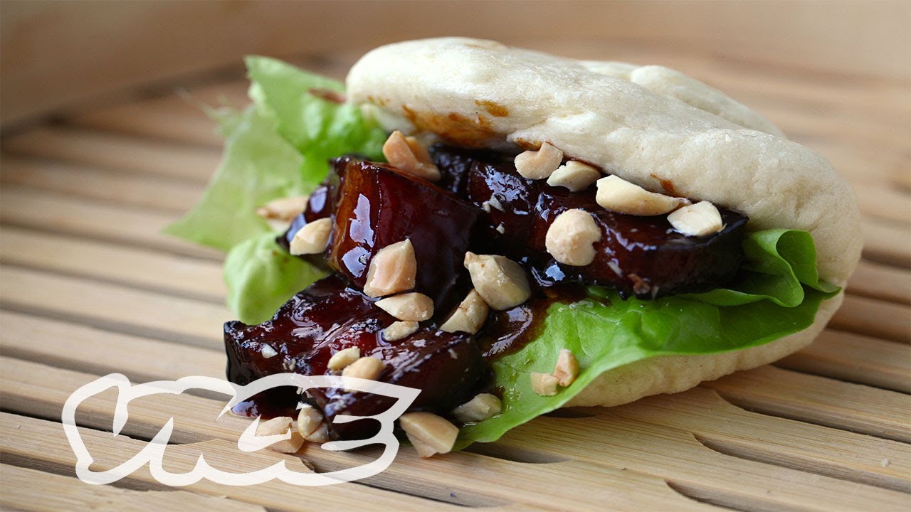 How to Make Traditional Pork Gua Bao Buns